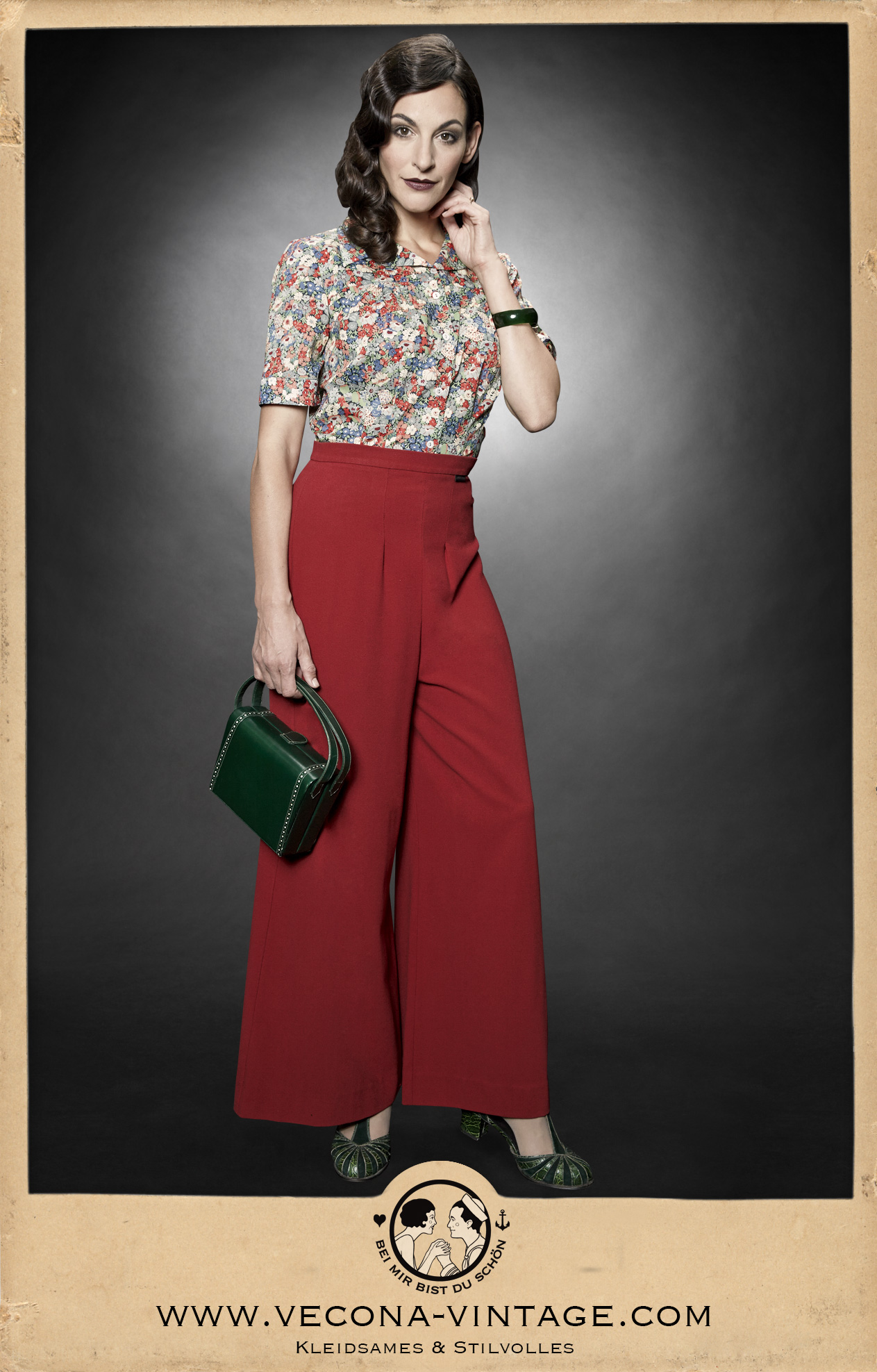 1930er Crepe Hose BOARDWALK BONNIE rot