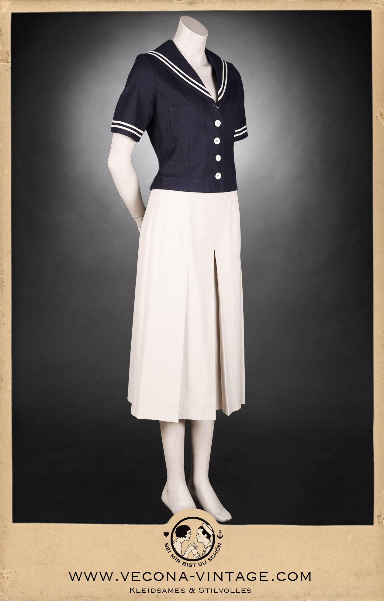 Complete 1930/40s style outfit consisting of the midi length culottes High Tide in ecru cotton linen sailor top High Tide in navy blue.